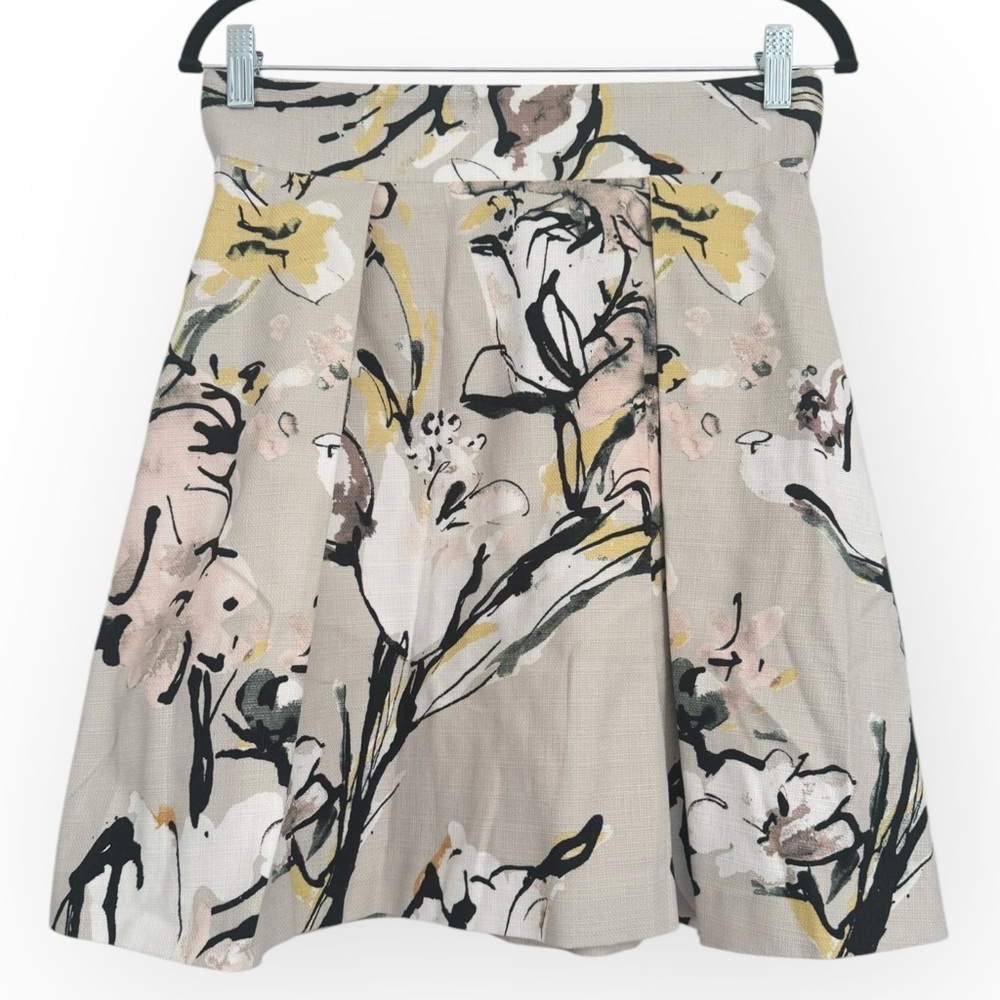 BLACK HALO $298 Retail Sanibel Floral Watercolor Pleated Mini Skirt, Size 10
